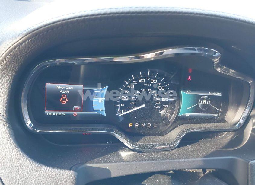 Photo 7 of 2015 Lincoln Mkt LIVERY (VIN 2LMHJ5NK8FBL01100)