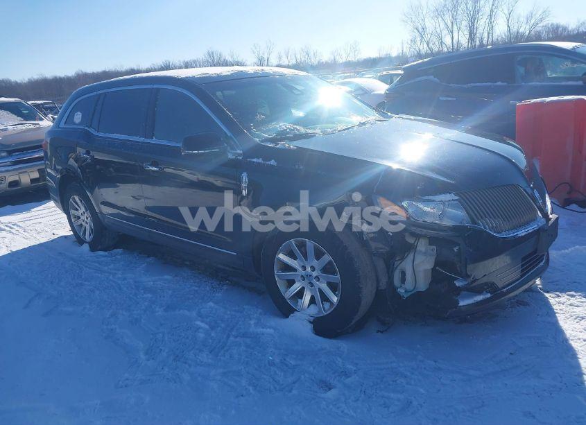 2015 Lincoln Mkt LIVERY (VIN 2LMHJ5NK9FBL01235) main photo