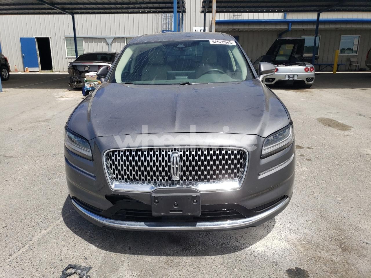 Photo 5 of 2022 LINCOLN NAUTILUS N/A (VIN 2LMPJ6J91NBL25824)