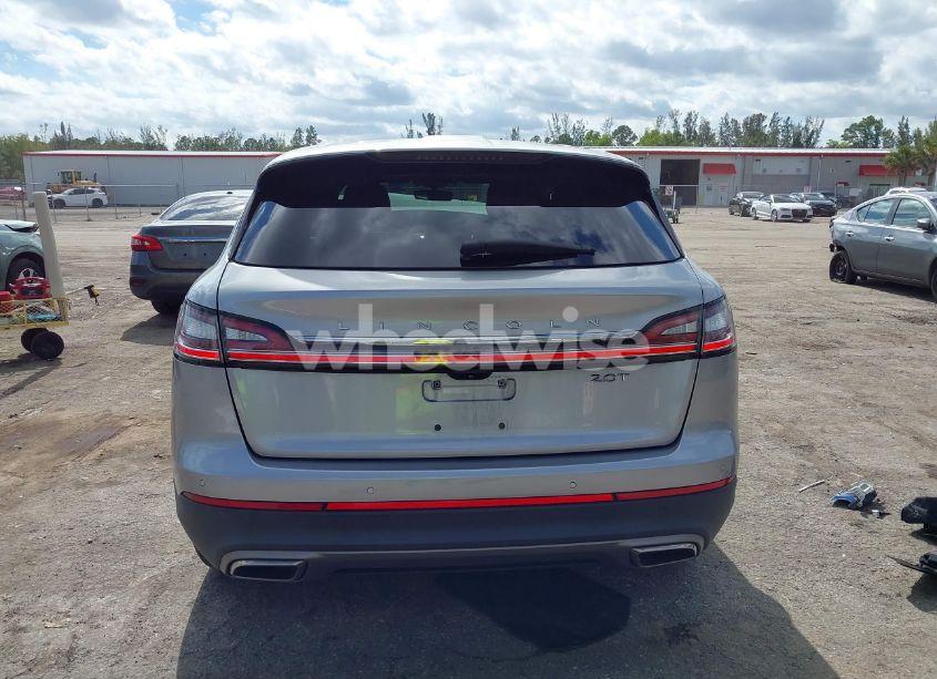 Photo 16 of 2020 Lincoln Nautilus STANDARD (VIN 2LMPJ6J95LBL25595)