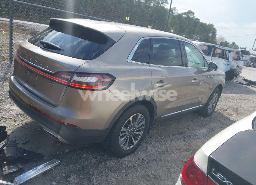 Photo 4 of 2020 Lincoln Nautilus STANDARD (VIN 2LMPJ6J98LBL09066)