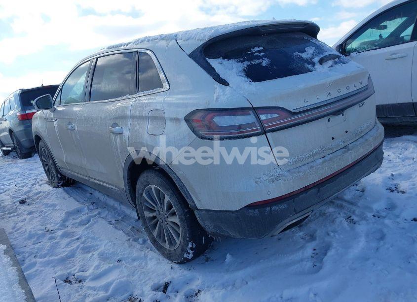 Photo 3 of 2020 Lincoln Nautilus STANDARD (VIN 2LMPJ6J9XLBL29285)