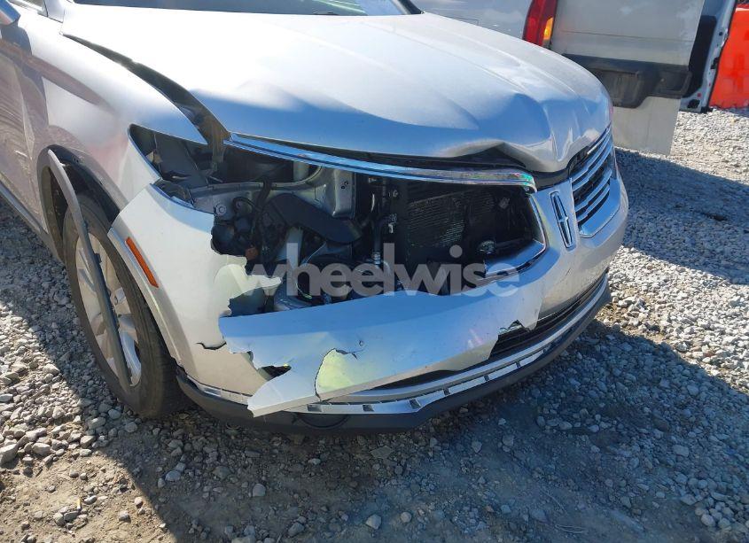 Photo 6 of 2017 Lincoln Mkx PREMIERE (VIN 2LMPJ6JR3HBL14683)