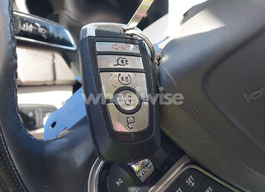 Photo 11 of 2020 Lincoln Nautilus RESERVE (VIN 2LMPJ6K90LBL02045)