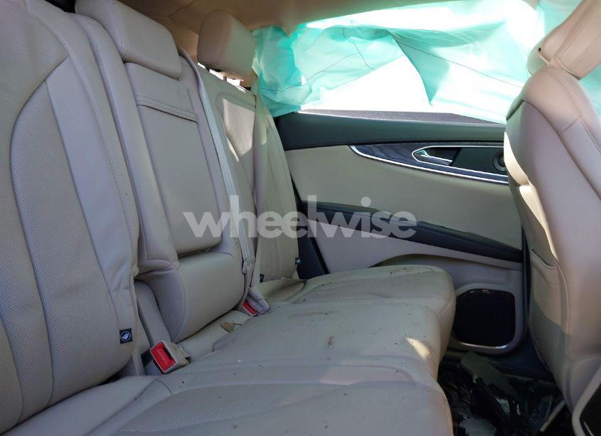 Photo 8 of 2020 Lincoln Nautilus RESERVE (VIN 2LMPJ6K90LBL02045)