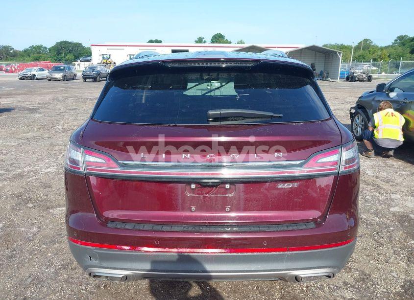 Photo 15 of 2020 Lincoln Nautilus RESERVE (VIN 2LMPJ6K94LBL29717)