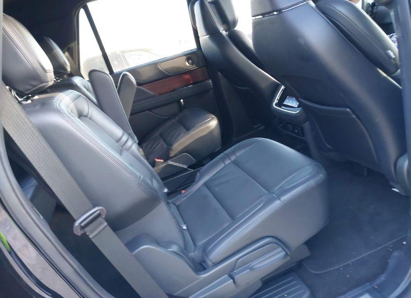 Photo 8 of 2023 Lincoln Nautilus RESERVE (VIN 2LMPJ6K97PBL06857)