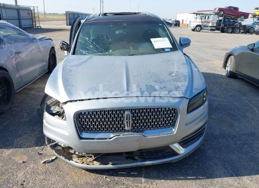 Photo 12 of 2020 Lincoln Nautilus RESERVE (VIN 2LMPJ6K98LBL14122)