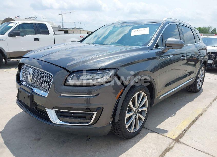 Photo 2 of 2019 Lincoln Nautilus SELECT (VIN 2LMPJ6K99KBL42848)