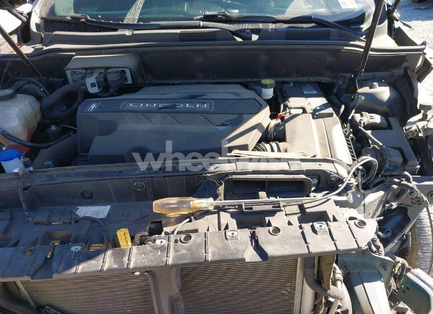 Photo 10 of 2019 Lincoln Nautilus RESERVE (VIN 2LMPJ6LP2KBL12796)