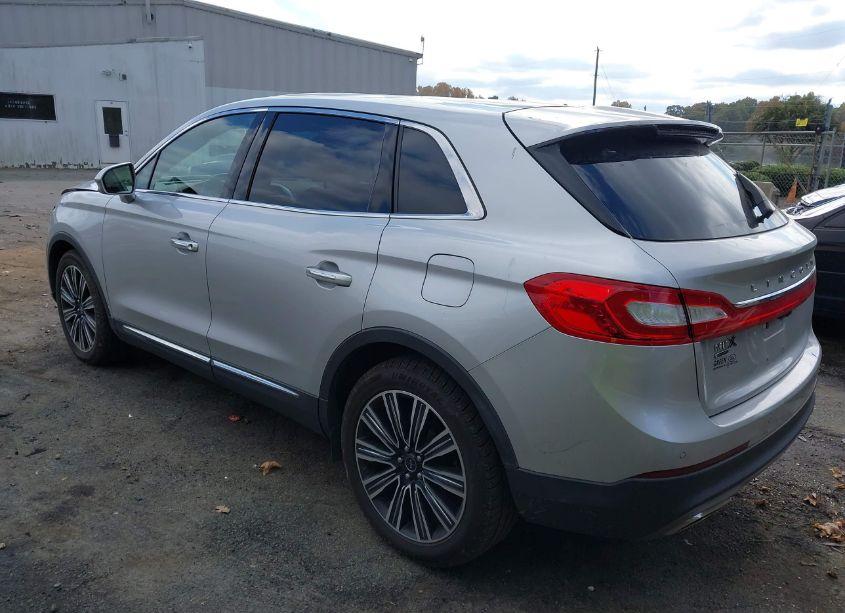 Photo 3 of 2017 Lincoln Mkx BLACK LABEL (VIN 2LMPJ7JR7HBL32805)