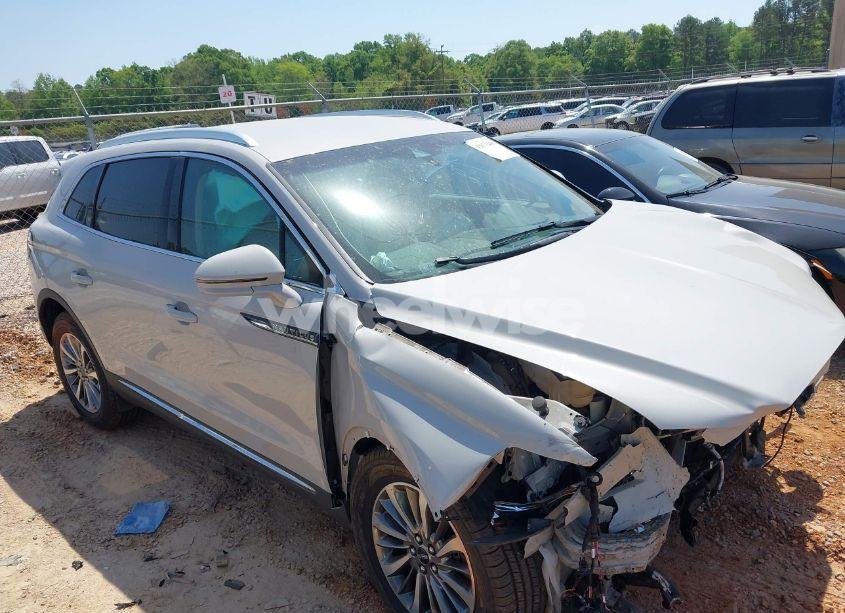 Photo 13 of 2020 Lincoln Nautilus STANDARD (VIN 2LMPJ8J99LBL00372)