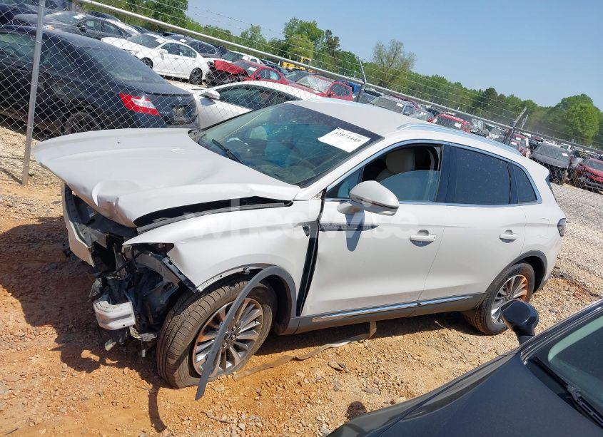 Photo 14 of 2020 Lincoln Nautilus STANDARD (VIN 2LMPJ8J99LBL00372)