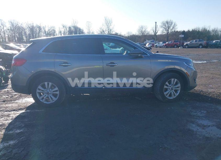 Photo 13 of 2017 Lincoln Mkx PREMIERE (VIN 2LMPJ8JR3HBL43225)