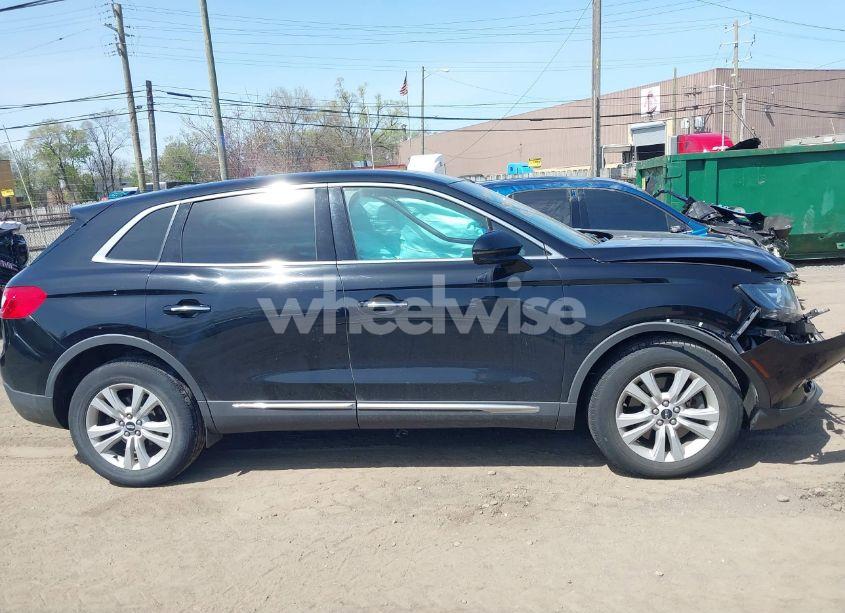 Photo 13 of 2017 Lincoln Mkx PREMIERE (VIN 2LMPJ8JR9HBL21889)