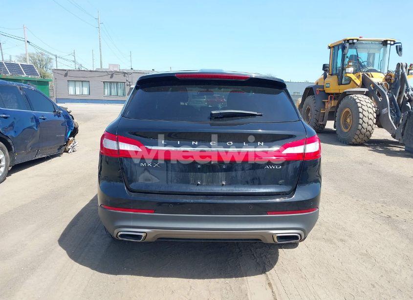 Photo 16 of 2017 Lincoln Mkx PREMIERE (VIN 2LMPJ8JR9HBL21889)