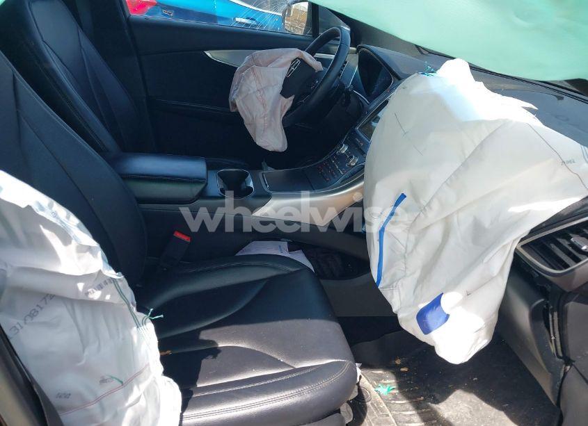 Photo 5 of 2017 Lincoln Mkx PREMIERE (VIN 2LMPJ8JR9HBL21889)