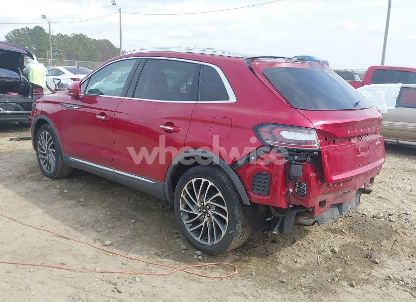 Photo 3 of 2020 Lincoln Nautilus RESERVE (VIN 2LMPJ8K94LBL08667)