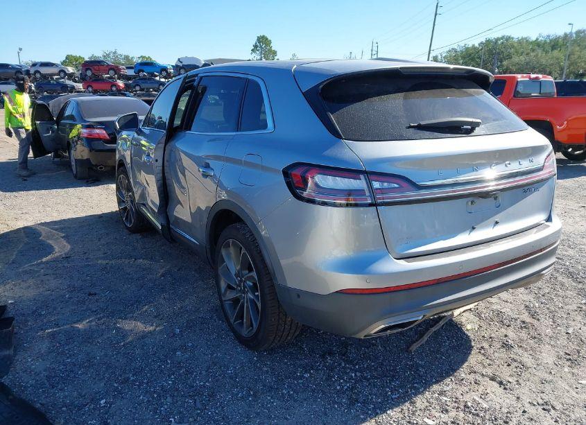 Photo 3 of 2020 Lincoln Nautilus RESERVE (VIN 2LMPJ8K94LBL15246)