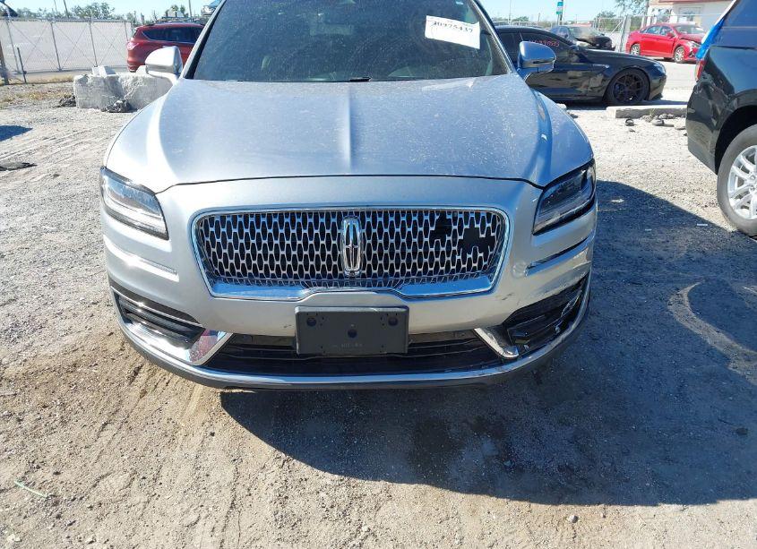 Photo 6 of 2020 Lincoln Nautilus RESERVE (VIN 2LMPJ8K94LBL15246)