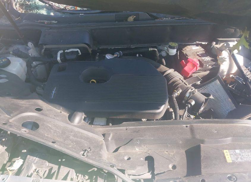 Photo 10 of 2020 Lincoln Nautilus RESERVE (VIN 2LMPJ8K97LBL12390)