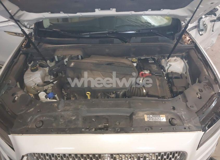 Photo 10 of 2020 Lincoln Nautilus RESERVE (VIN 2LMPJ8KP5LBL19272)