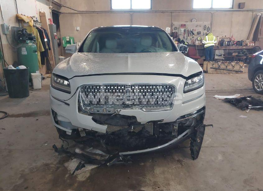 Photo 11 of 2020 Lincoln Nautilus RESERVE (VIN 2LMPJ8KP5LBL19272)