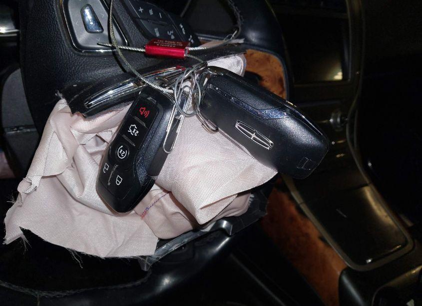 Photo 11 of 2017 Lincoln Mkx SELECT (VIN 2LMPJ8KR2HBL19965)