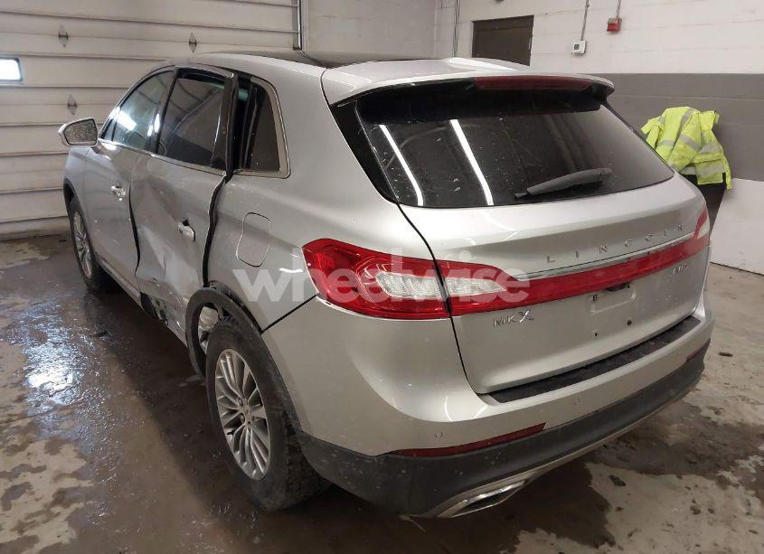 Photo 3 of 2017 Lincoln Mkx SELECT (VIN 2LMPJ8KR5HBL30586)