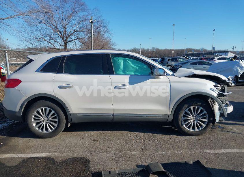 Photo 14 of 2017 Lincoln Mkx SELECT (VIN 2LMPJ8KR5HBL34766)