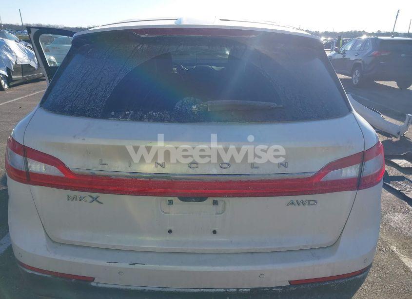 Photo 17 of 2017 Lincoln Mkx SELECT (VIN 2LMPJ8KR5HBL34766)