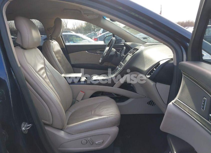 Photo 5 of 2017 Lincoln Mkx SELECT (VIN 2LMPJ8KR9HBL25391)