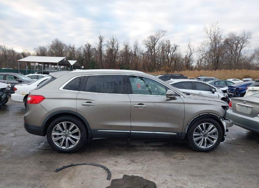 Photo 13 of 2017 Lincoln Mkx RESERVE (VIN 2LMPJ8LP2HBL17792)