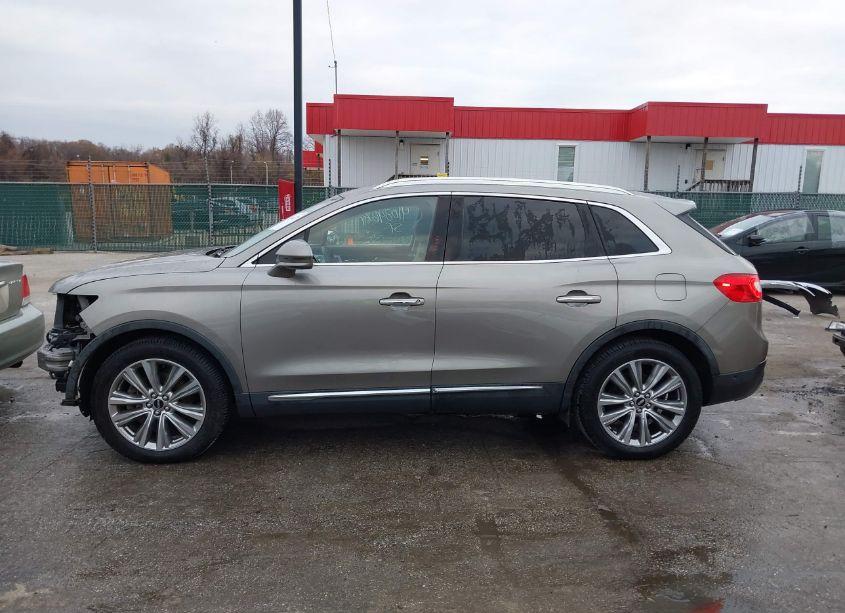 Photo 14 of 2017 Lincoln Mkx RESERVE (VIN 2LMPJ8LP2HBL17792)