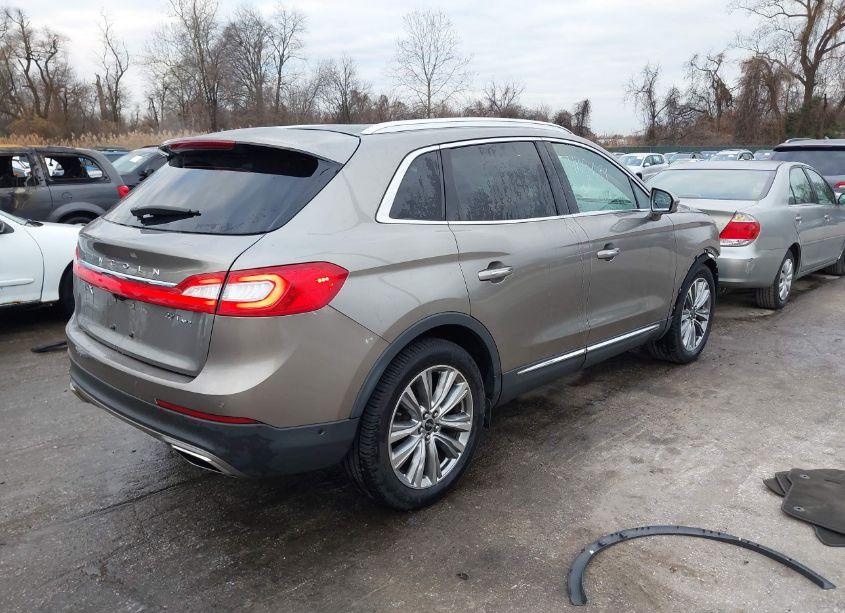 Photo 4 of 2017 Lincoln Mkx RESERVE (VIN 2LMPJ8LP2HBL17792)