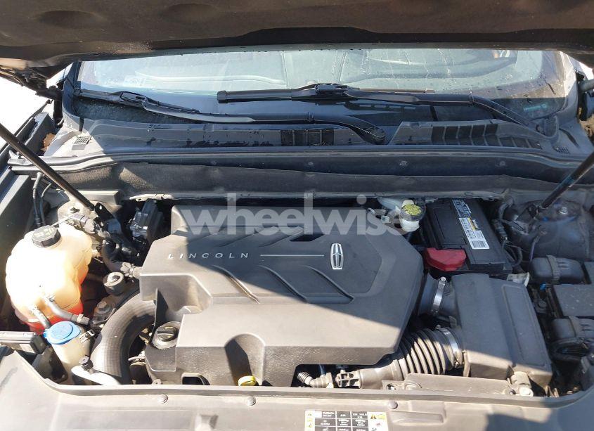 Photo 10 of 2017 Lincoln Mkx RESERVE (VIN 2LMPJ8LP2HBL25990)