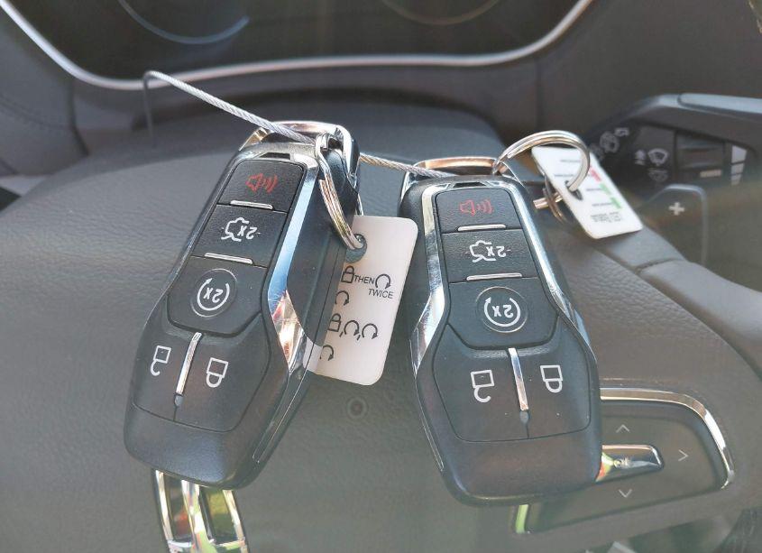 Photo 11 of 2017 Lincoln Mkx RESERVE (VIN 2LMPJ8LP3HBL37565)