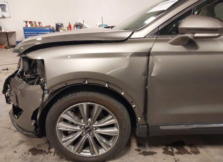 Photo 18 of 2017 Lincoln Mkx RESERVE (VIN 2LMPJ8LP3HBL37565)