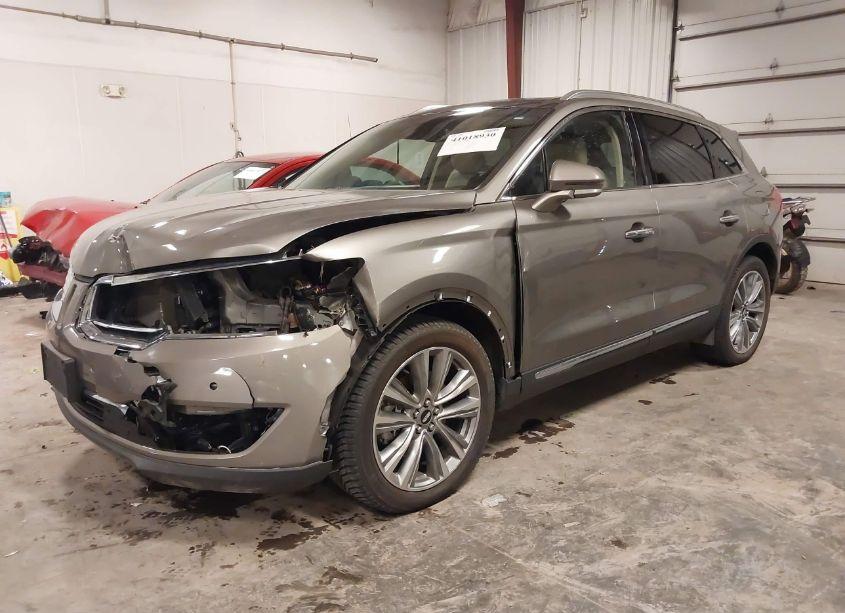 Photo 2 of 2017 Lincoln Mkx RESERVE (VIN 2LMPJ8LP3HBL37565)