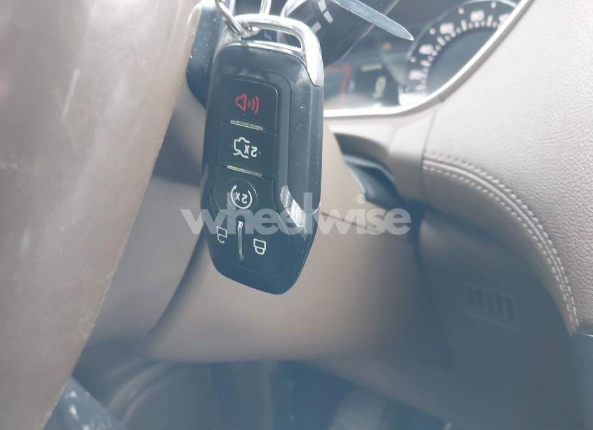 Photo 11 of 2017 Lincoln Mkx RESERVE (VIN 2LMPJ8LP4HBL51037)