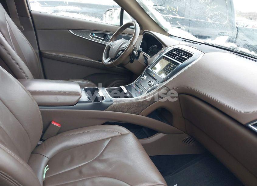 Photo 5 of 2017 Lincoln Mkx RESERVE (VIN 2LMPJ8LP4HBL51037)