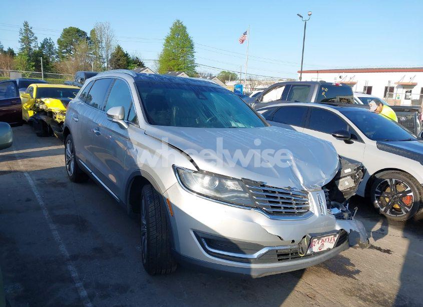 2017 Lincoln Mkx RESERVE (VIN 2LMPJ8LPXHBL26224) main photo