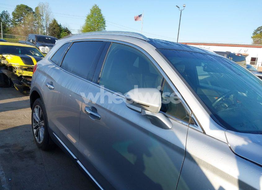 Photo 12 of 2017 Lincoln Mkx RESERVE (VIN 2LMPJ8LPXHBL26224)