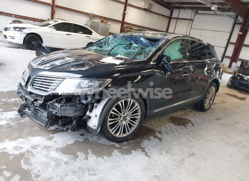 Photo 2 of 2017 Lincoln Mkx RESERVE (VIN 2LMPJ8LR0HBL41039)