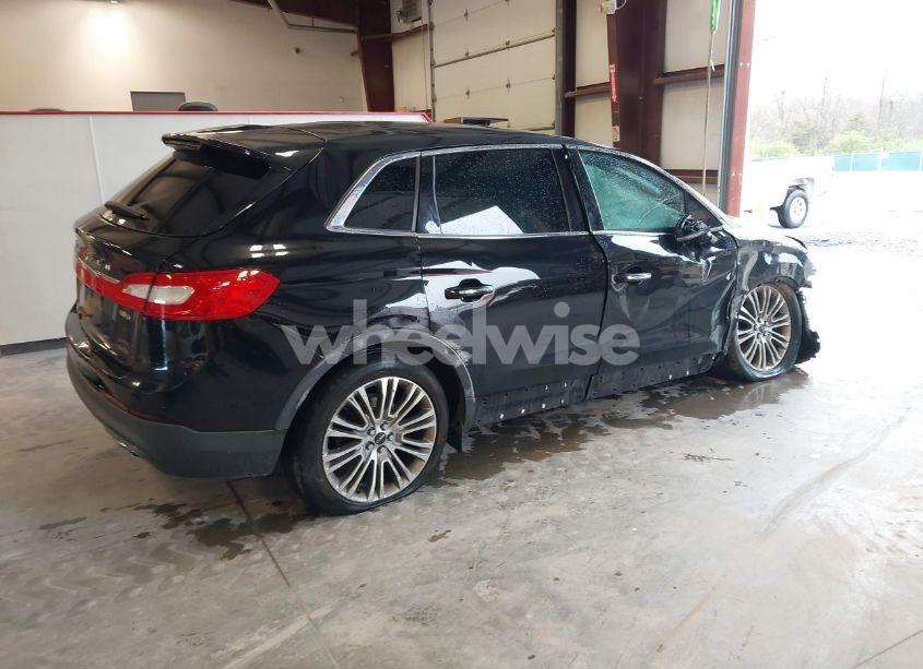 Photo 4 of 2017 Lincoln Mkx RESERVE (VIN 2LMPJ8LR0HBL41039)