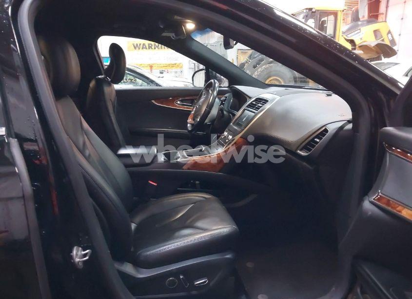 Photo 5 of 2017 Lincoln Mkx RESERVE (VIN 2LMPJ8LR1HBL29109)