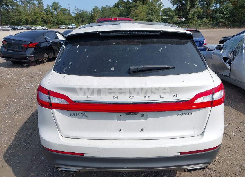Photo 16 of 2017 Lincoln Mkx RESERVE (VIN 2LMPJ8LR2HBL33718)