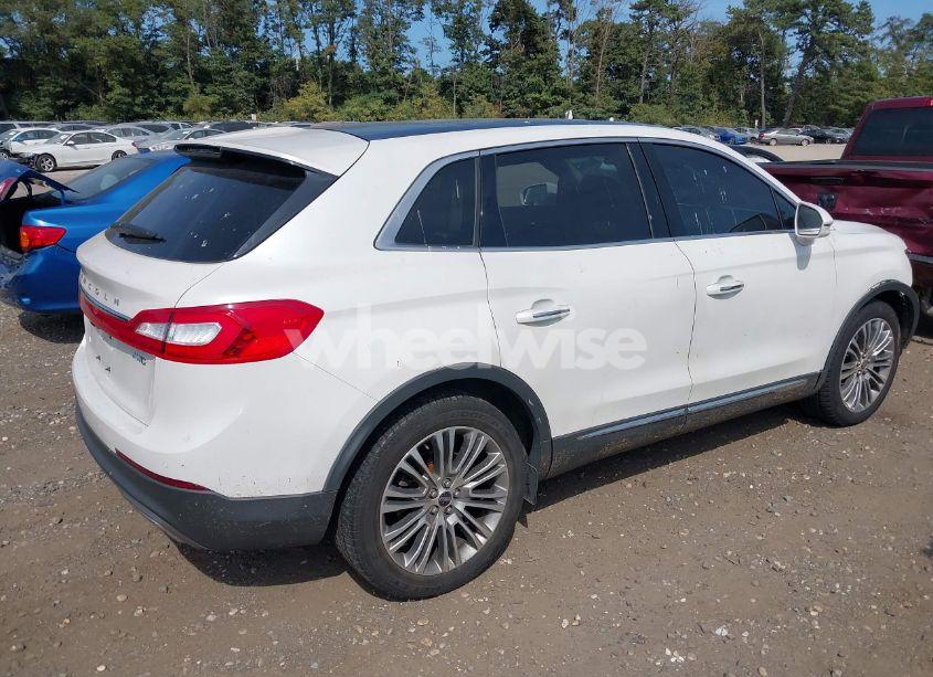 Photo 4 of 2017 Lincoln Mkx RESERVE (VIN 2LMPJ8LR2HBL33718)