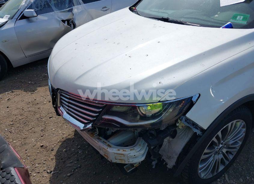 Photo 6 of 2017 Lincoln Mkx RESERVE (VIN 2LMPJ8LR2HBL33718)