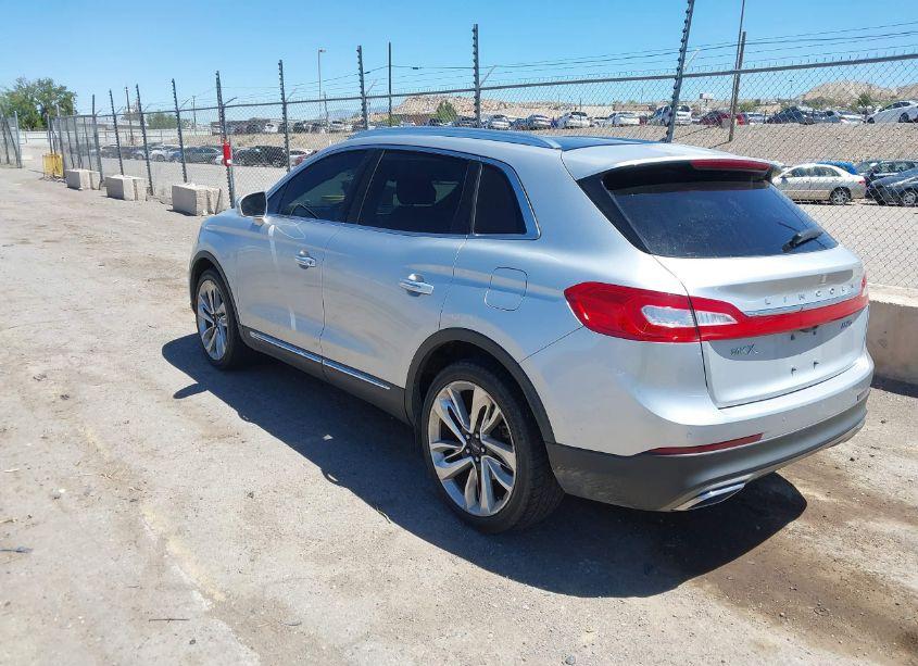 Photo 3 of 2016 Lincoln Mkx RESERVE (VIN 2LMPJ8LR4GBL79338)